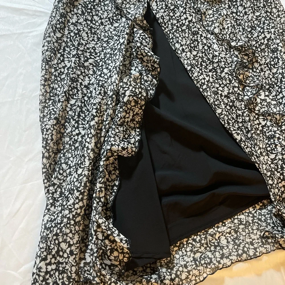 Abercrombie & Fitch Black Floral Long Sleeve Dress - Picture 6 of 9